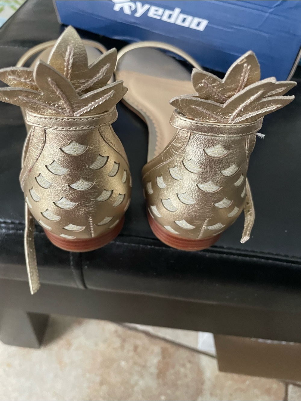 PINEAPPLE SANDLES